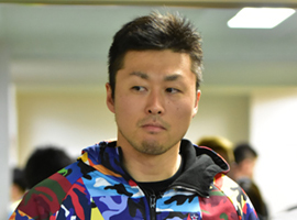 平原康多選手