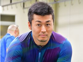 平原康多選手