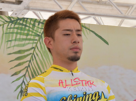 新山響平選手