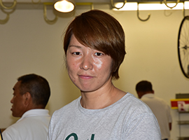 尾崎睦