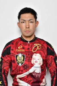 鈴木輝大選手