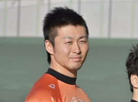 平原康多選手