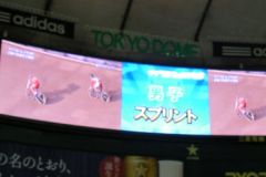スプリントのデモレース。大学生の選手相手なので、当然といえば当然だが、ぶっちぎりで勝利