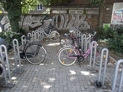 自転車置き場です。