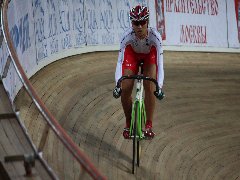ハロンに臨む伊藤選手