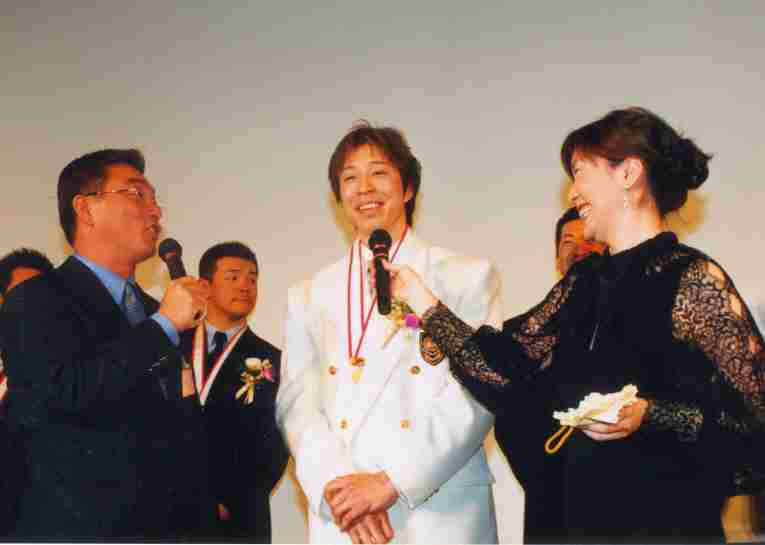 H13Award.jpg (164410 バイト)