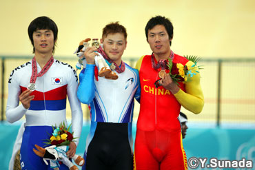 彼はジュニア世界選手権でもこの種目で優勝を飾っている