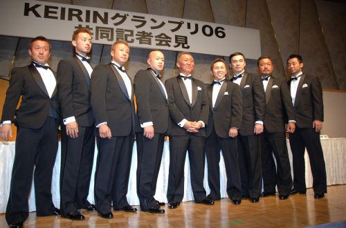 共同記者会見　集合写真