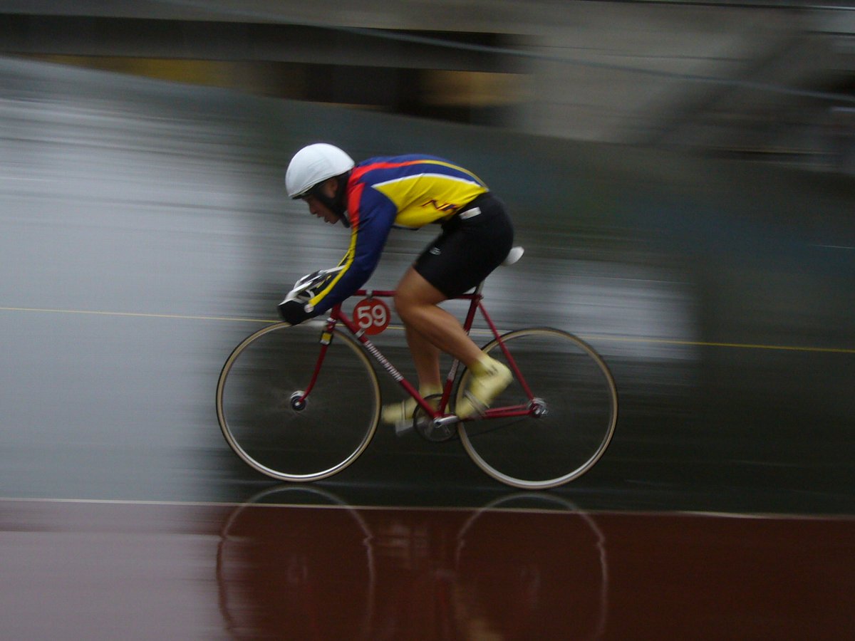 雨の中の3,000mT.T.