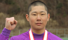 優勝した阿部力也生徒