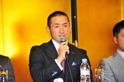 成田和也