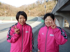 左から山原生徒、田中生徒