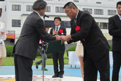 宮本選手表彰状授与