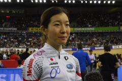 レース後の塚越