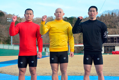 左から 松本生徒、 門脇生徒、 今野生徒(写真)