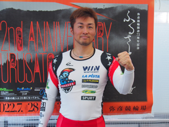 平原康多選手
