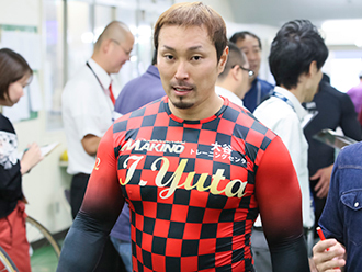 飯野祐太選手