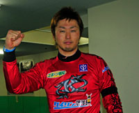 平原康多選手のガッツポーズ